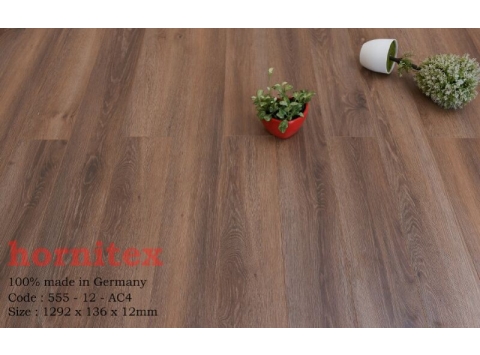 Sàn gỗ công nghiệp Đức Hornitex 555 – 12 – AC4 (1292x136x12mm)